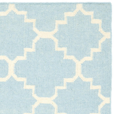 Safavieh Dhurries Light Blue/Ivory Checked Rug