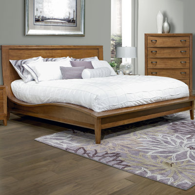 Somerset Platform Bed by Vaughan Furniture -image