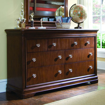 Elite Classics 7 Drawer Dresser by Lea Industries -image