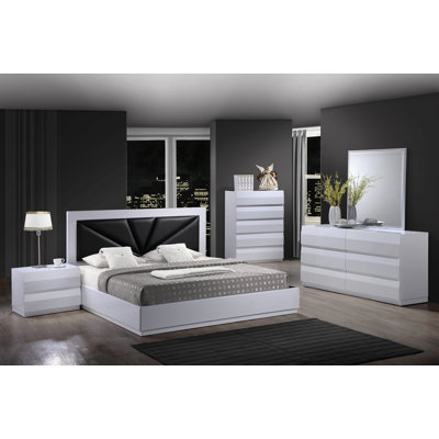 Bailey Panel Bedroom Collection by Global Furniture USA -image