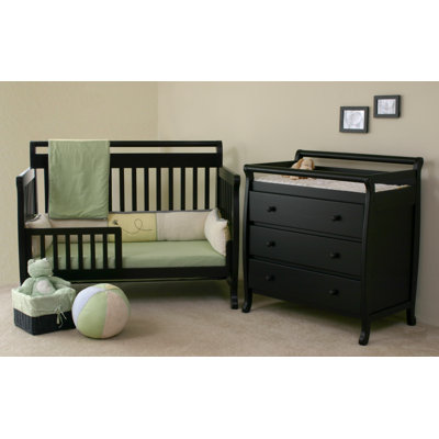 DaVinci Emily Three Piece Convertible Crib Nursery Set with Toddler Rail in Ebony Black