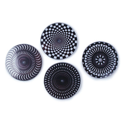Kikkerland Moire Coaster in Black/White (Set of 4)