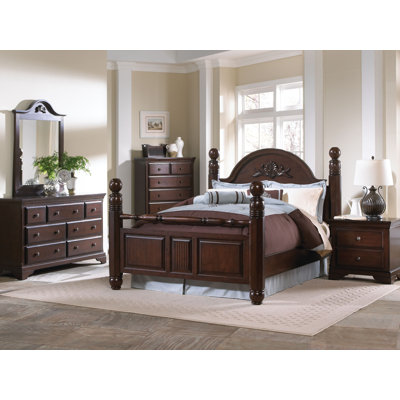 Welton USA Freman ll 7 Drawer Dresser