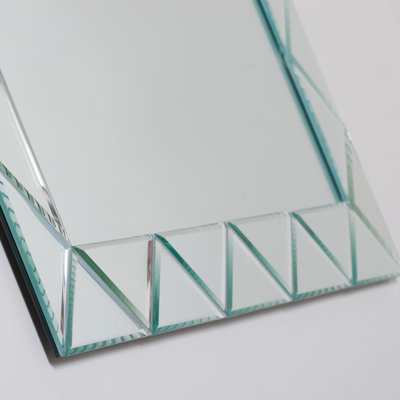 Decor Wonderland Luciano Wall Mirror