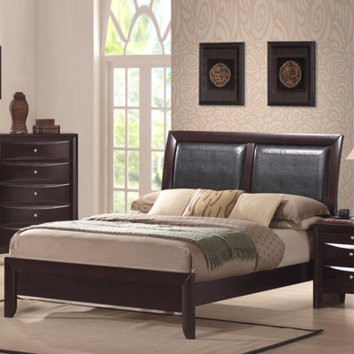 Larimer Panel Bedroom Set