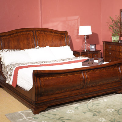 Regent's Park Sleigh Bed by Cresent Furniture -image