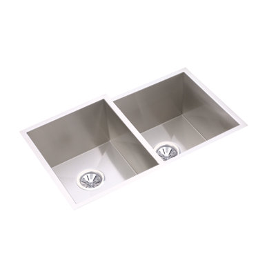 Elkay Avado 31" x 20.5" Double Bowl Multi-Size Sink Set