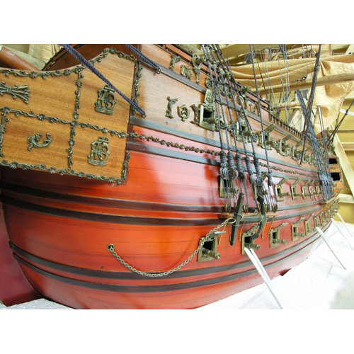 Old Modern Handicrafts Sovereign of The Seas Monumental Model Ship