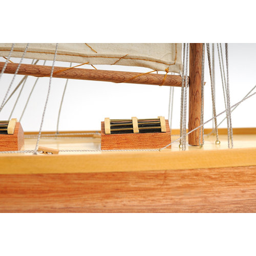 Old Modern Handicrafts Small Penduick Model Boat