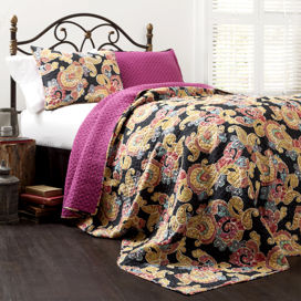 Bedding Sets with Bold Prints