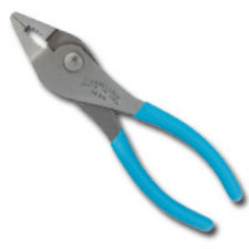 ArmstrongGrand Illusions Domestic 12mm Heartwood Walnut Laminate image