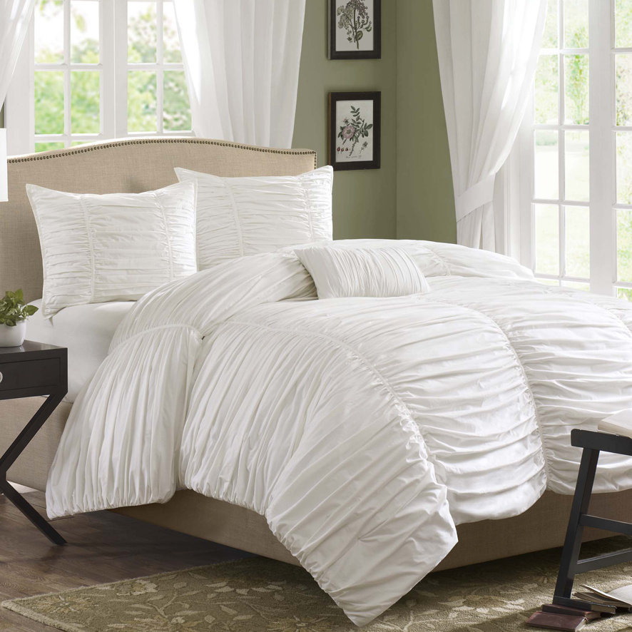 Ruffle Bedding Sets