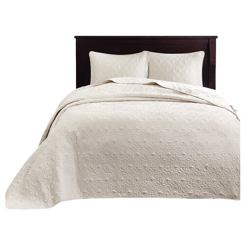 Madison Park Quebec 3 Piece Quilt Set