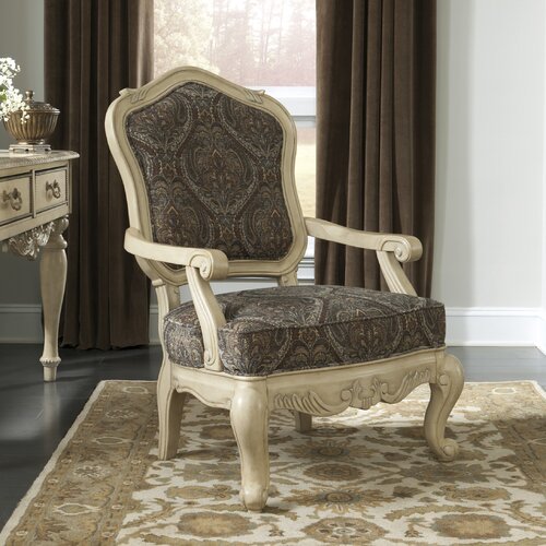 Signature Design by Ashley Milton Showood Accent Chair