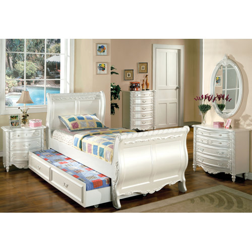 Hokku Designs Victoria Sleigh Bedroom Set