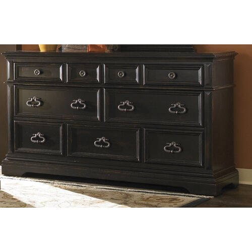 Pulaski Furniture Brookfield 7 Drawer Dresser