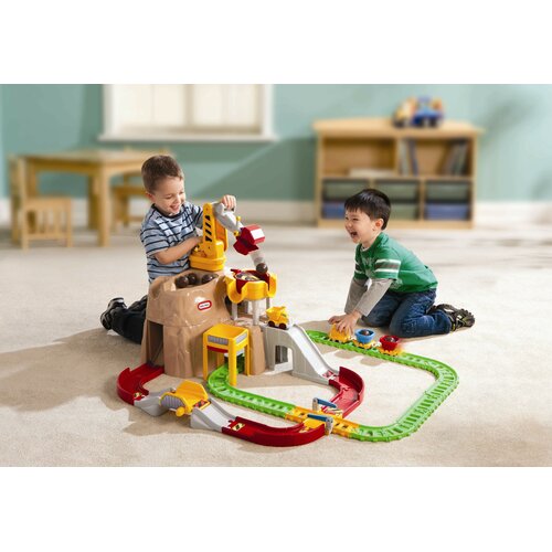 Little Tikes Big Adventures Construction Peak Rail and Road