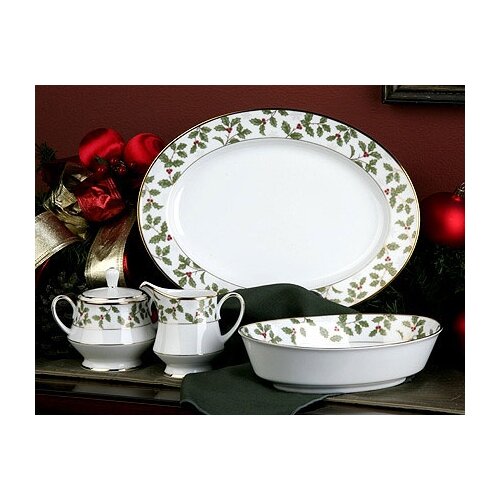 Noritake Holly and Berry Gold 10.5 Dinner Plate